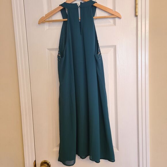 Francesca's Sleeveless Cocktail Party Dress Emerald Glass Beads, NWT, Size Small - Picture 3 of 13